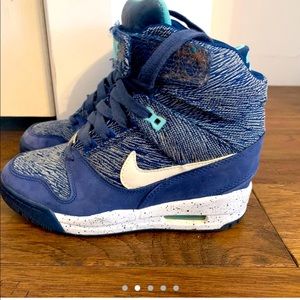 Very unique Nike with wedge limited edition Size 6